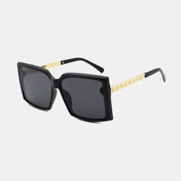Square Polycarbonate Frame Sunglasses in Black - Picture 1 of 5